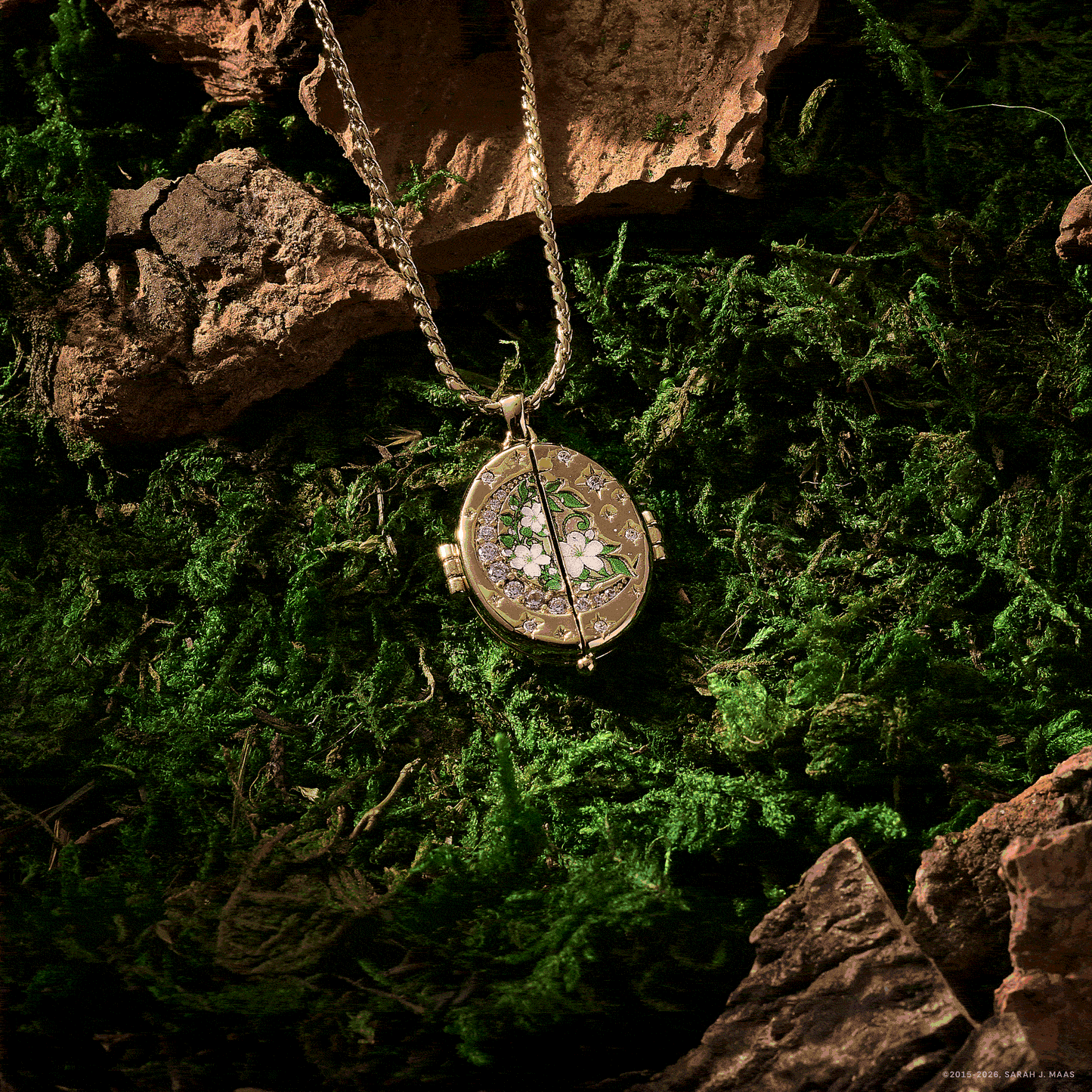 A Court of Thorns and Roses "There You Are" Locket Necklace